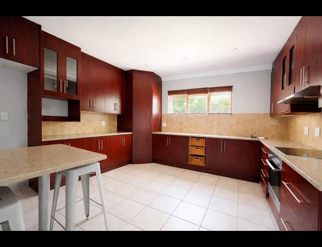 3 BEDROOM PROPERTY TO RENT IN SIX FOUNTAINS